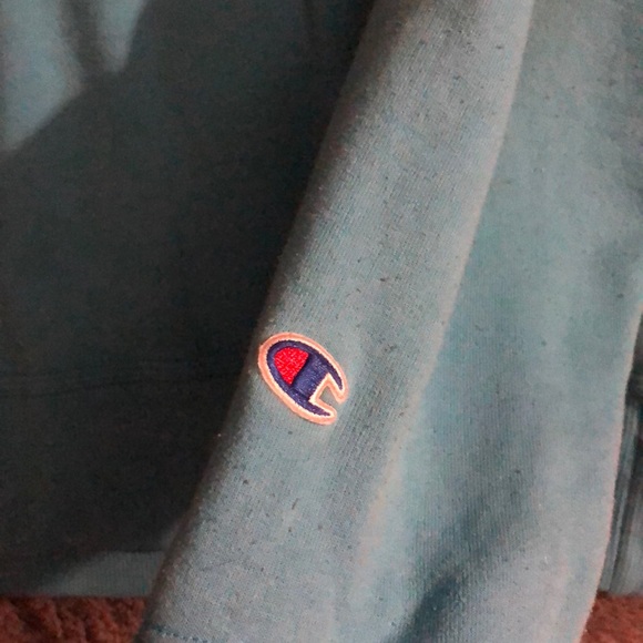Champion hoodie - Picture 3 of 3